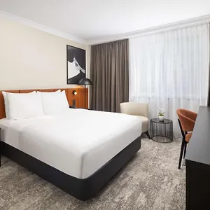 Отель Hilton
